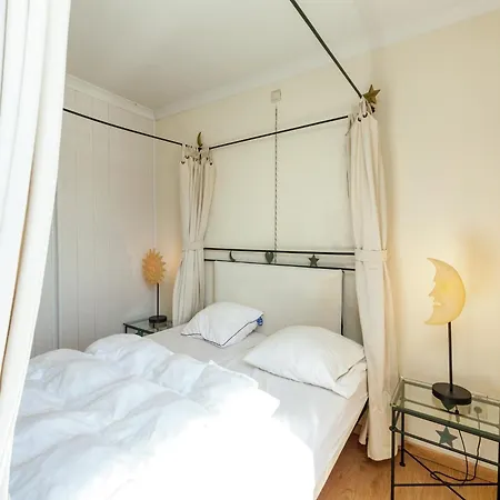 With Pool & Sauna Villa *