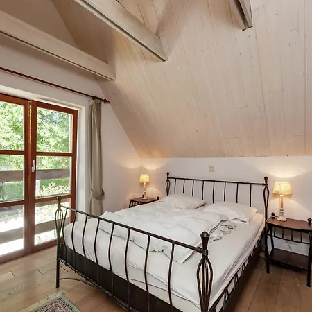 Villa With Pool & Sauna