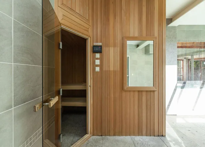 Vila With Pool & Sauna Koksijde