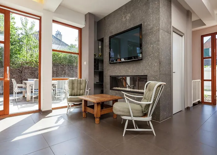 With Pool & Sauna * Koksijde